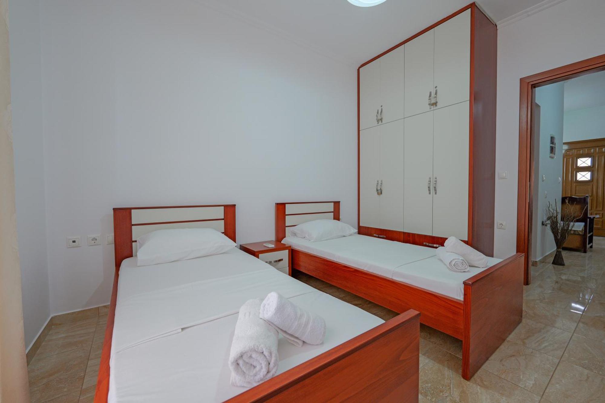 Guesthouse Moonlight Downtown Ksamil Exteriér fotografie