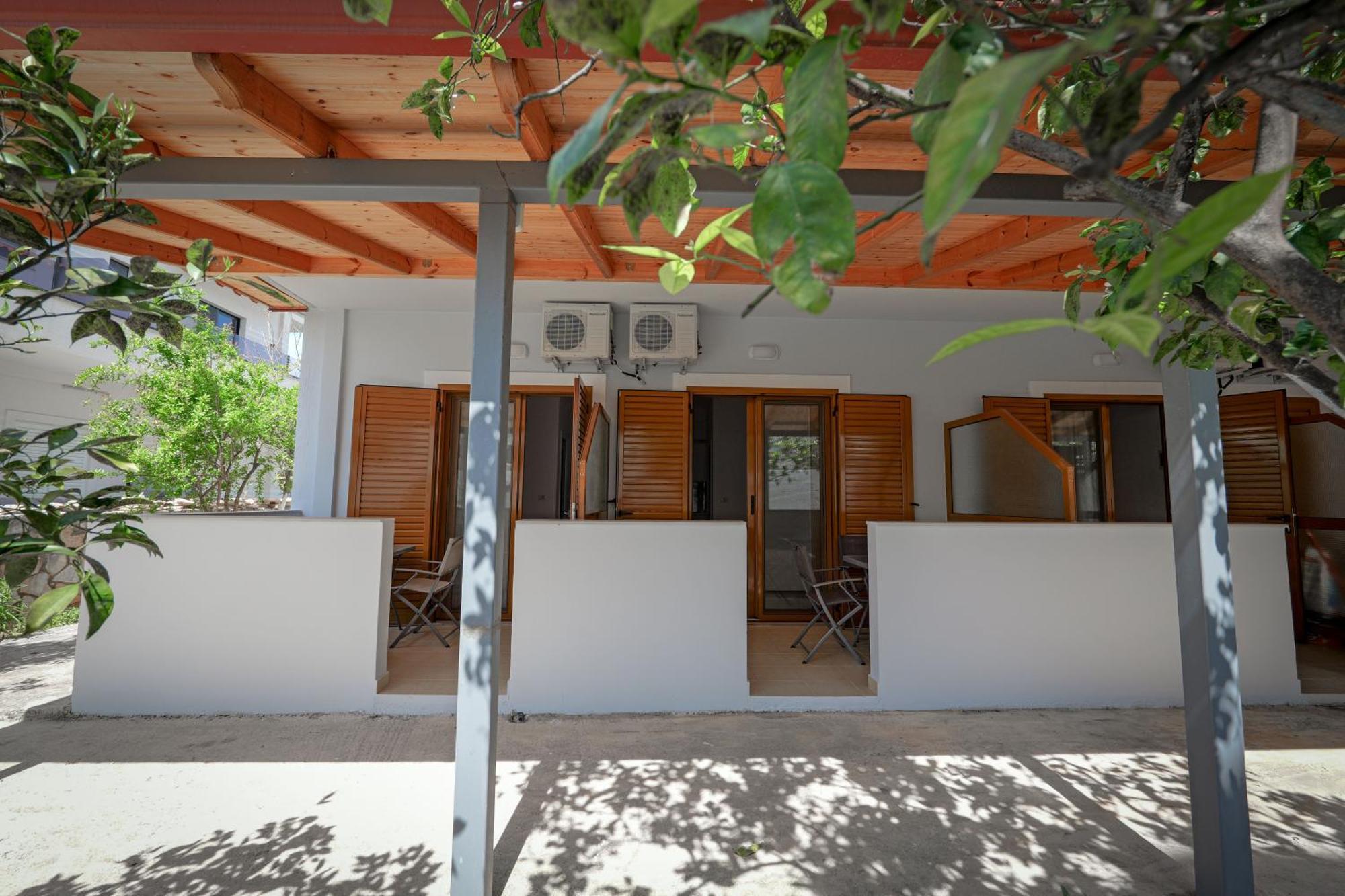 Guesthouse Moonlight Downtown Ksamil Exteriér fotografie