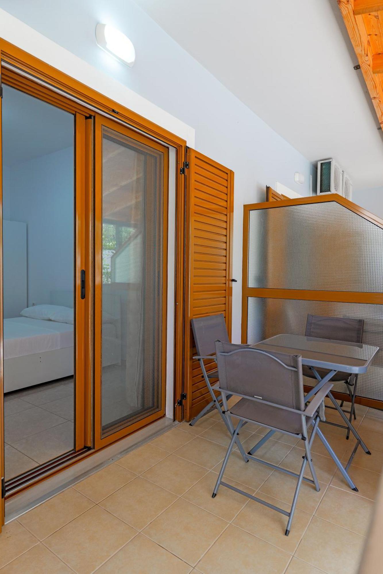 Guesthouse Moonlight Downtown Ksamil Exteriér fotografie